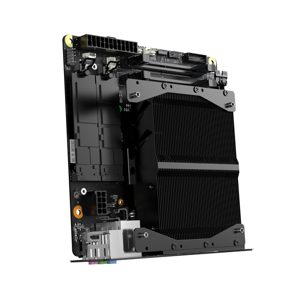 MINISFORUM Mini PC BD790i:7940HX ITX主板与PCIe 5.0